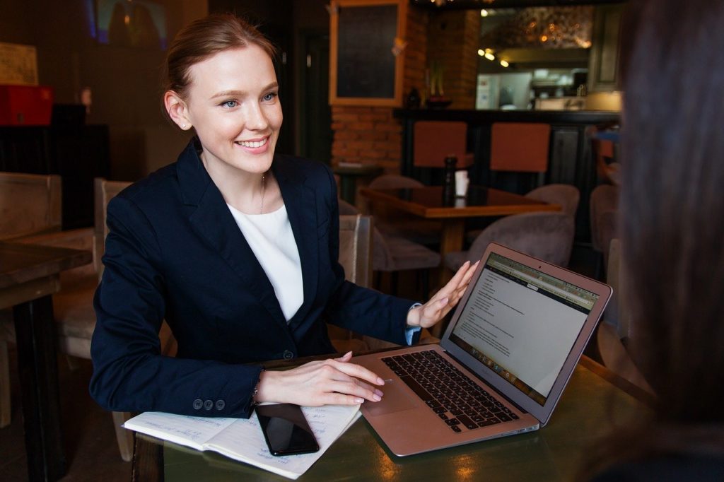 business, lady, woman-3560925.jpg